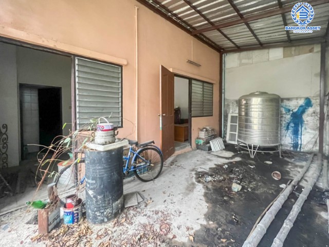 *****ทาวน์โฮม 3 ชั้น มือสองย่านนนทบุรี ม.พิบูลย์การ์เด้นวิลล์ พิบูลย์สงคราม16 หลังมุม เนื้อที่กว้างขวางเกือบ 36 ตร.ว. ฟังก์ชัน 4 ห้องนอน 5 ห้องน้ำ จอดรถได้ 1 คัน ตั้งบนสุดยอดทำเล! ใกล้รถไฟฟ้าสายสีม่วง "สถานีแยกติวานนท์" เชื่อมถนนพิบูลย์สงคราม, วงศ์สว่าง, นครอินทร์ และติวานนท์ และจุดขึ้นทางด่วน "ศรีรัช-วงแหวนรอบนอก" จองเลย!